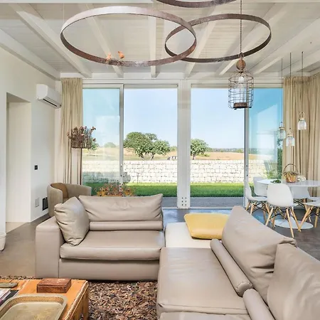 3 Bedroom Awesome In Holiday home