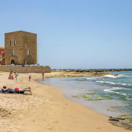 3 Bedroom Awesome In Holiday home
