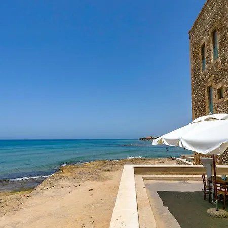3 Bedroom Awesome In Ragusa